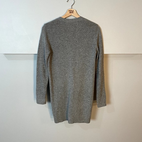 Tory Burch Wool & Cashmere Blend V-Neck Cardigan Sweater in Gray Size XXS - Picture 11 of 13